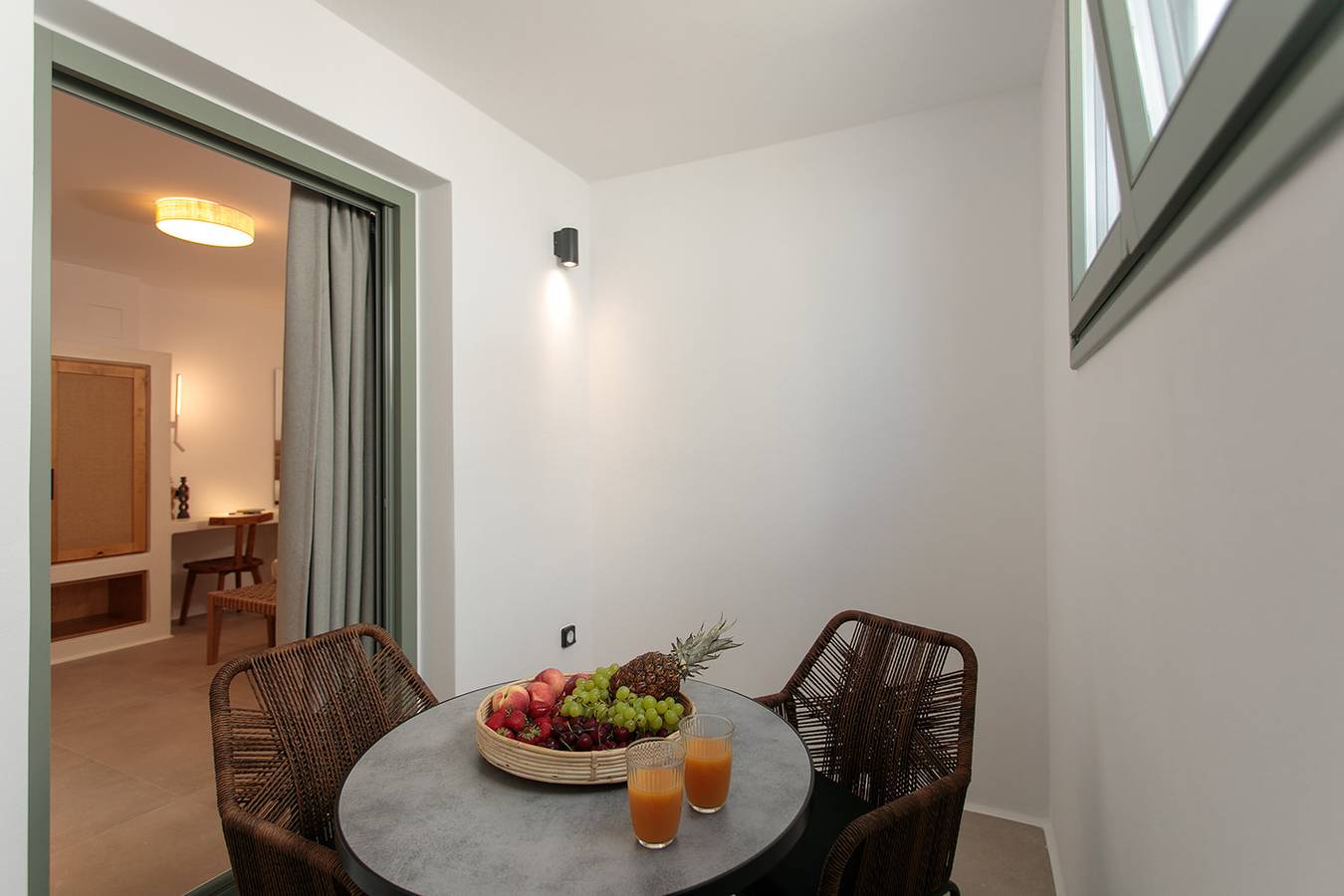 Apartment In A Hotel 'Makava Suite' with Balcony, Wi-Fi and Air Conditioning in Naxos City, Cyclades