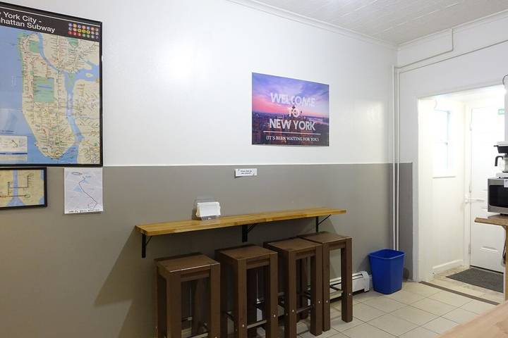 Vacation rental for 12 people, with terrace in Newark