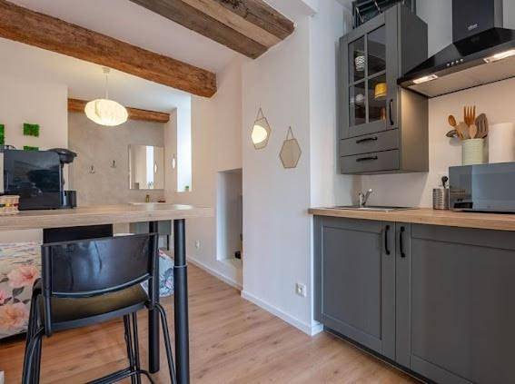 Appartement entier, Charmant studio à 5 minutes de villefranche in Lacenas, Région de Villefranche-sur-Saône