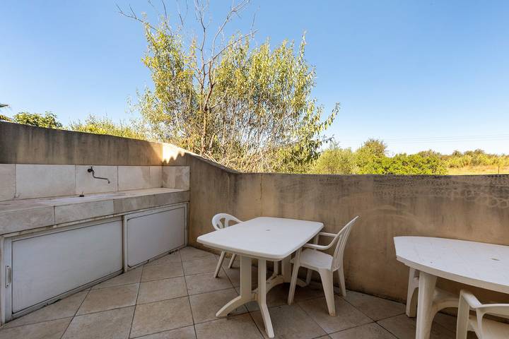 Studio entier, Appartement Céraria avec piscine partagée in Loupian, Côte méditerranéenne (France)
