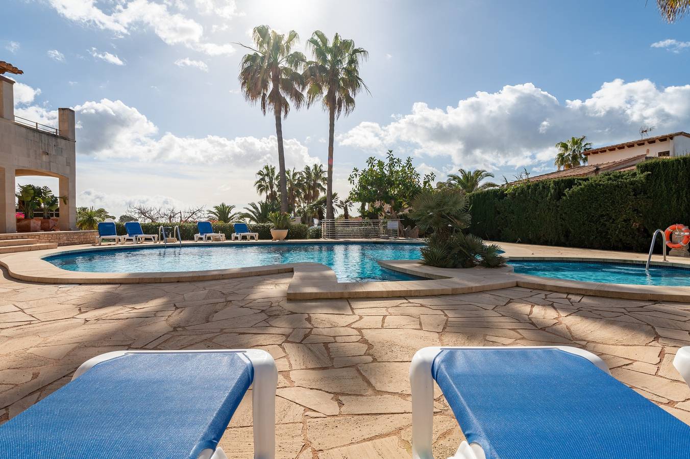 Apartamento 'Residencial Planta Baja Cerca Playa' con vistas al mar, Wi-Fi y aire acondicionado. in Cala Santanyí, Santanyí