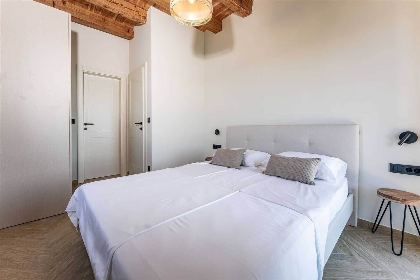 Villa Draga direkt am Meer mit beheiztem Infinity-Pool in Zadar (Kommun), Iz