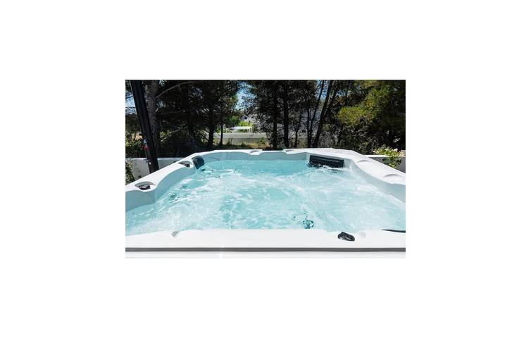 Gîte pour 4 personnes, avec terrasse à Vodice - 2