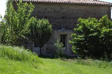 Location de vacances pour 4 personnes, avec jardin, animaux acceptés à Pibrac