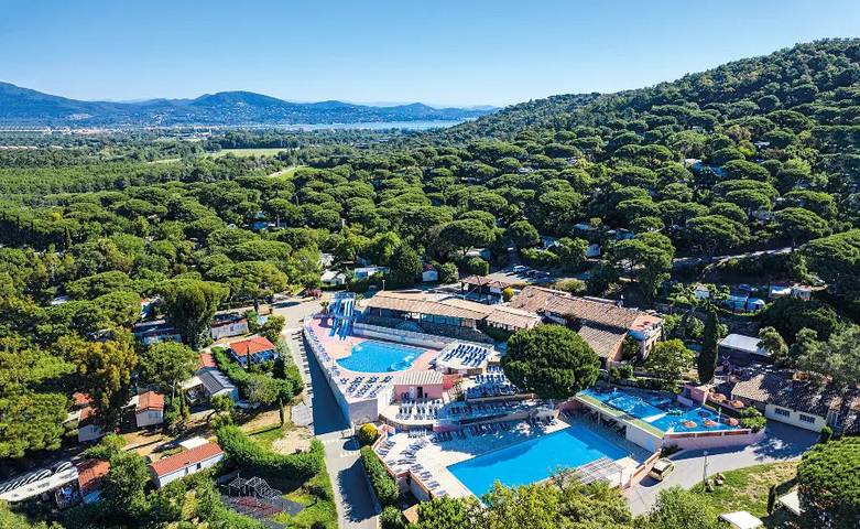 Chalet pour 7 personnes, avec Terrasse dans Golfe de Saint-Tropez