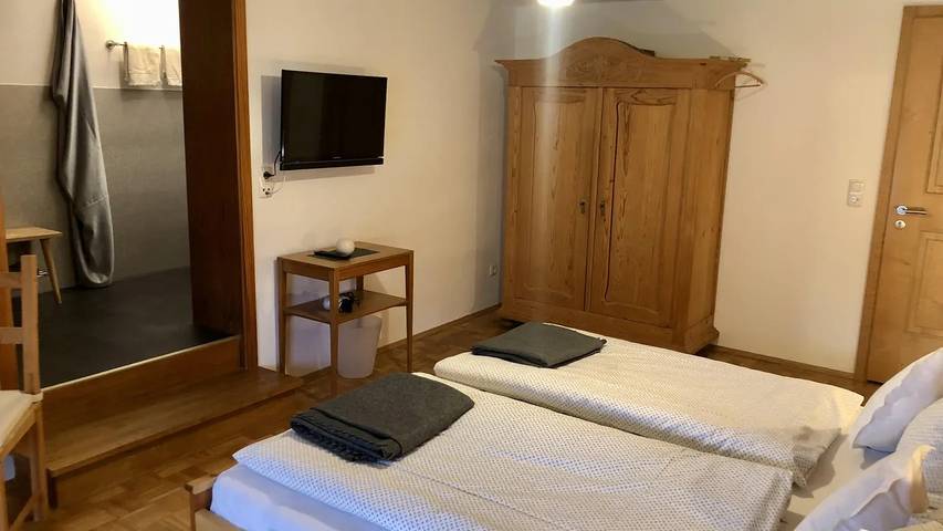 Ferienwohnung für 6 Personen, mit Balkon in Bad Oberdorf - 2