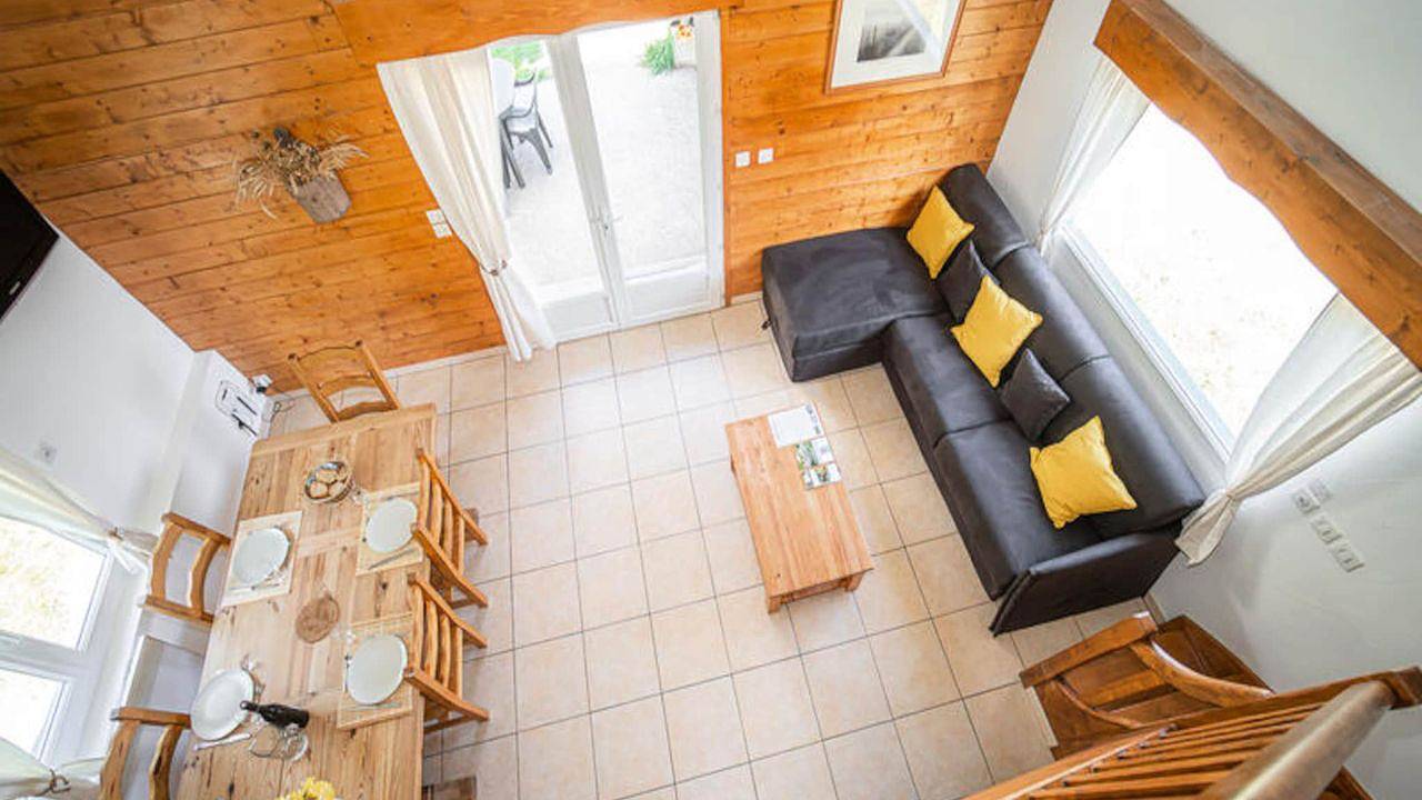 Apartamento vacacional entero, Apartamento moderno con comodidades in Peyre-en-Aubrac, Región de Mende
