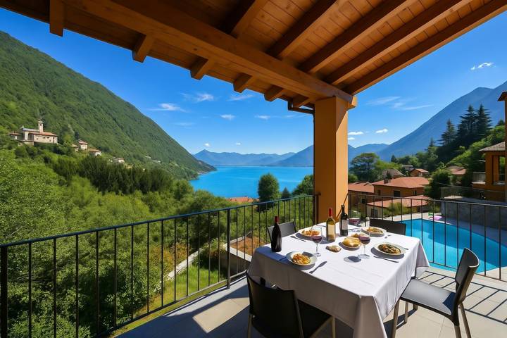 Hütte für 6 Personen, mit Seeblick und Pool sowie Terrasse am Comer See