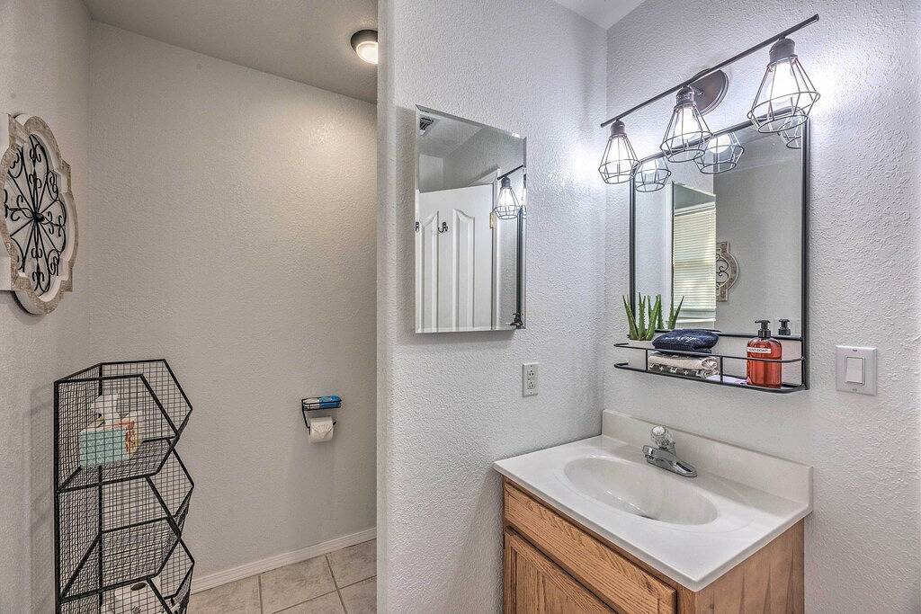 Charming Ruidoso House w/ Deck & Mountain Views! in Ruidoso, Lincoln County (NM)