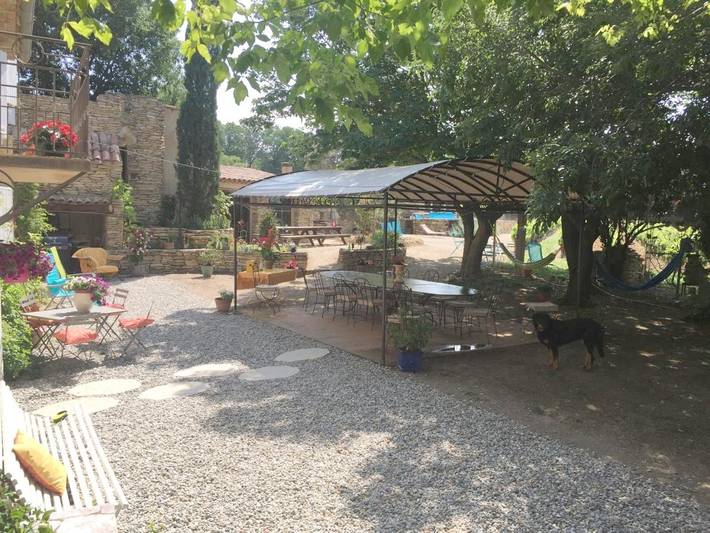 Location de vacances pour 2 personnes, avec vue ainsi que piscine et jardin à Beaumes-de-Venise - 4