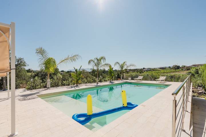 Appartamento per 4 persone, con Giardino e Piscina per bambini a Alcamo