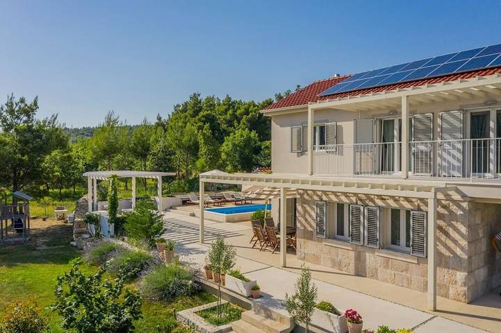 Villa für 9 Personen, mit Garten in Split-Dalmatien
