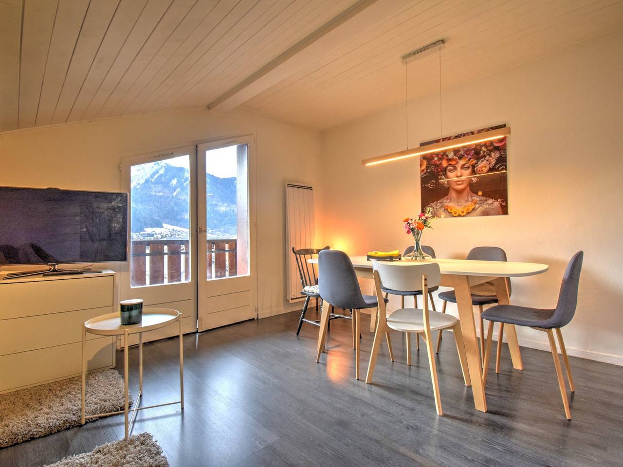 Apartamento entero, Luminoso apartamento de 2 habitaciones con balcón y aparcamiento in Montriond, Les Portes du Soleil