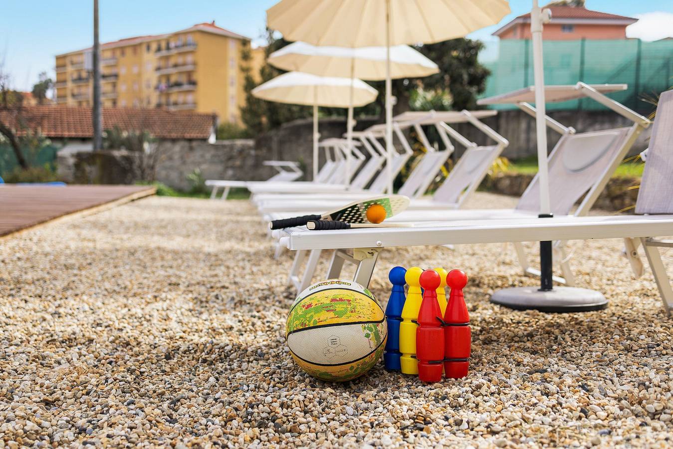 Apartamento inteiro, Casa de férias 'Il Gattino Di Porto Appartamento 5' com piscina partilhada, Wi-Fi e Ar Condicionado in Porto Maurício, Imperia