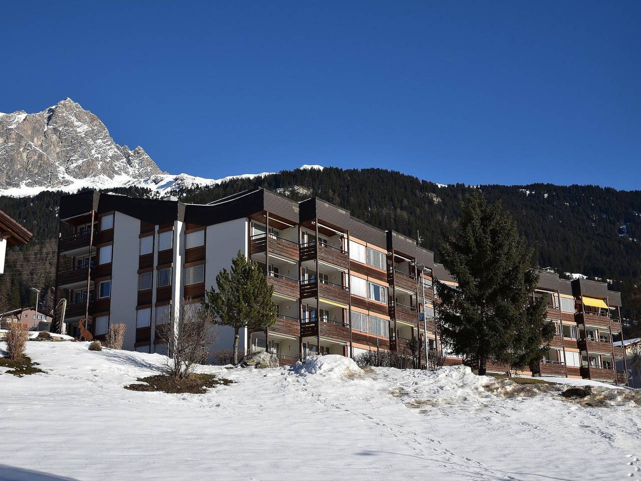 Ganze Ferienwohnung, Tgesa Sunnmatt 24 - 2 Zimmerwohnung - 4 Betten in Surses, Albula