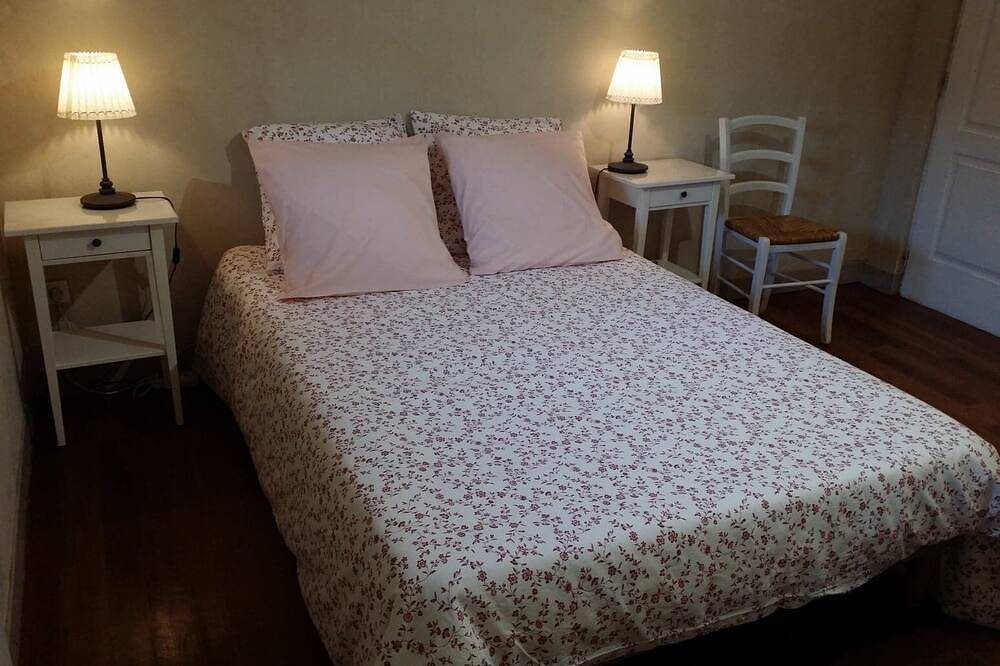 Huis 5 Pers. 800 M Van Het Meer in Sanguinet, Côte d’Argent
