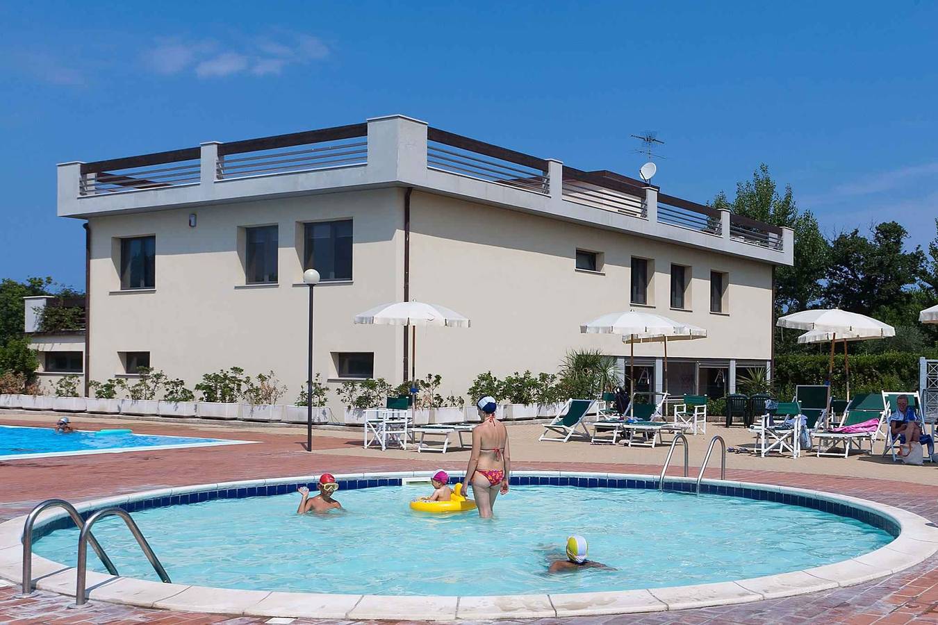 Apartamento vacacional entero, Apartamento vacacional con aire acondicionado y piscina  in San Vincenzo (Italia), Costa Etrusca