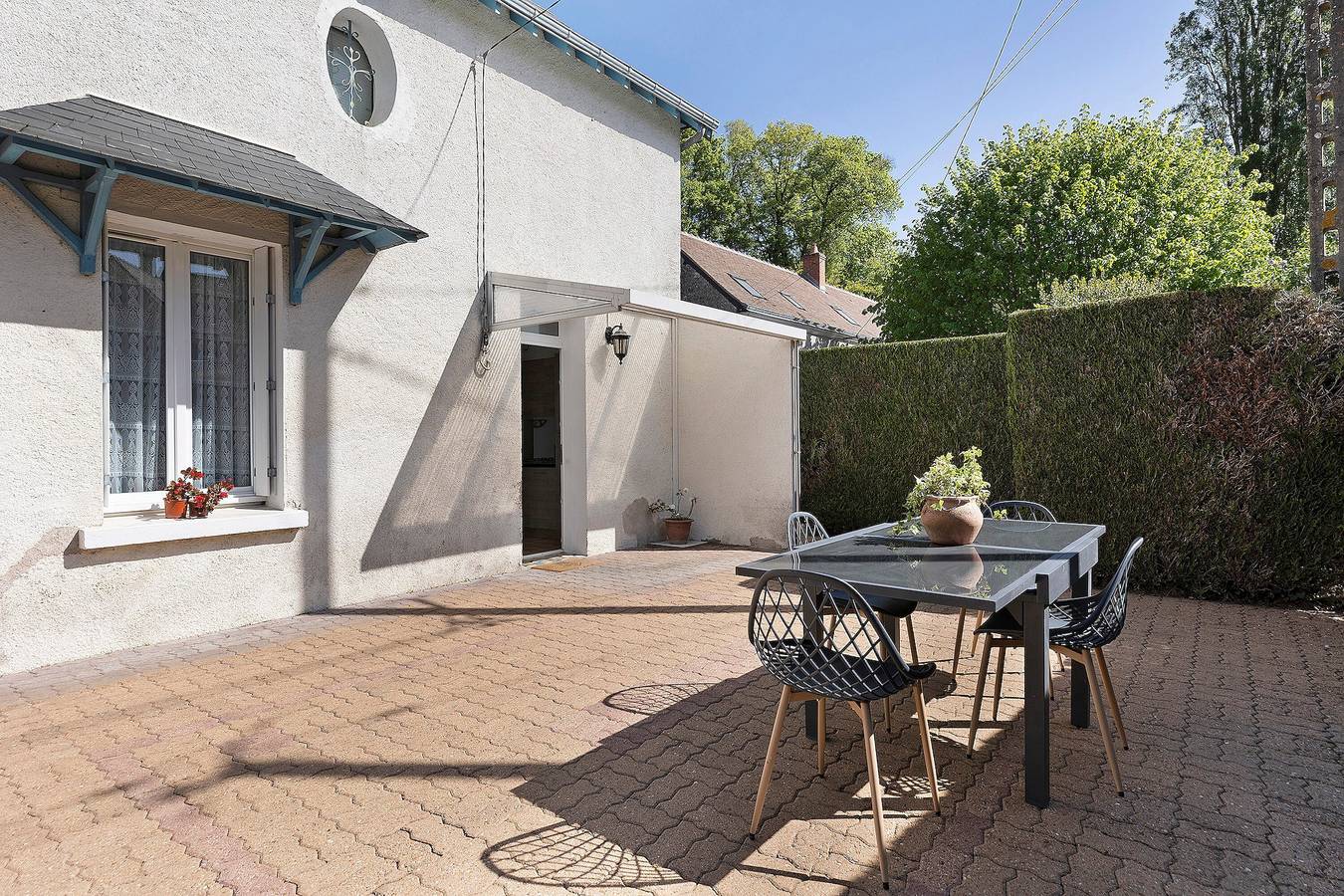 Casa de vacaciones "Maison En Touraine" con terraza privada y jardín privado in Bléré, Región de Tours