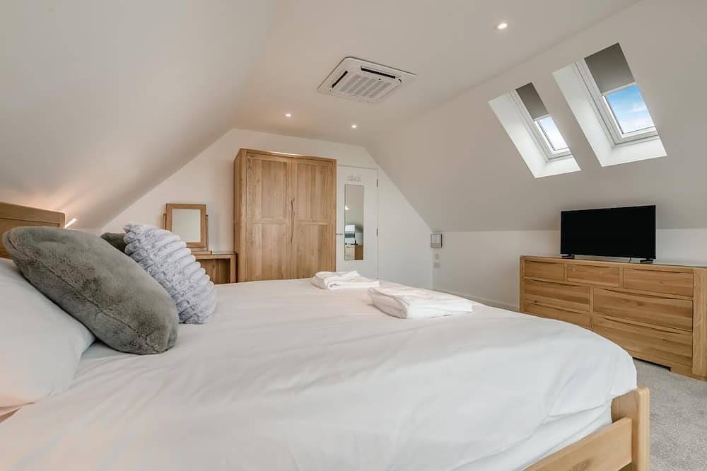 Entire apartment, 2 Bed in Tintagel (oc-g33170) in Tintagel, Pentire Point - Widemouth