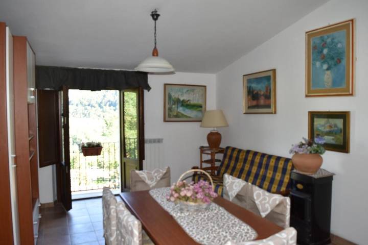 Location de vacances pour 5 personnes, avec balcon ainsi que vue et vue sur le lac à Villetta Barrea - 3