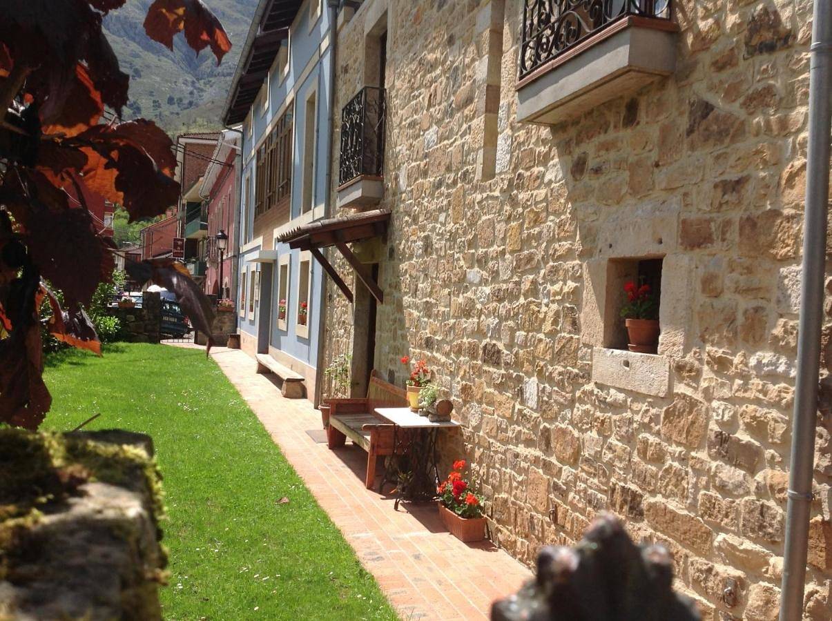 Apartamento entero, One-Bedroom Apartment in Las Arenas (Cabrales), Cabrales