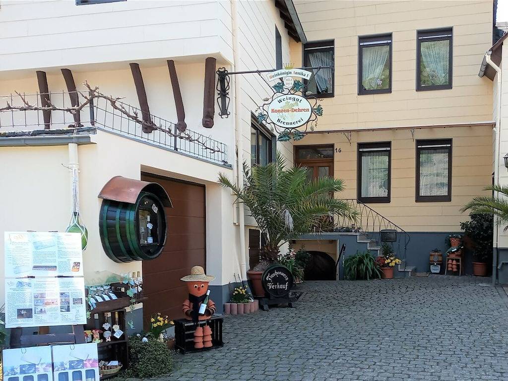 Im Weingut Konzen-Dehren 2 in Ellenz-Poltersdorf, Cochem-Zell