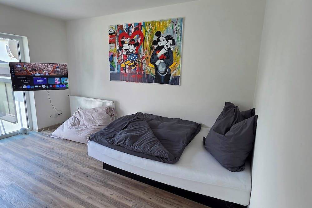 Ganze Wohnung, All-In Rhein-Main - Pool, Whirlpool, Sauna, Fitness & Workspace! in Ginsheim-Gustavsburg, Südhessen