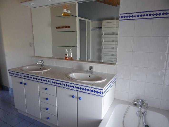 Chambre d’hôte pour 6 personnes, avec jardin à Treize-Vents - 3