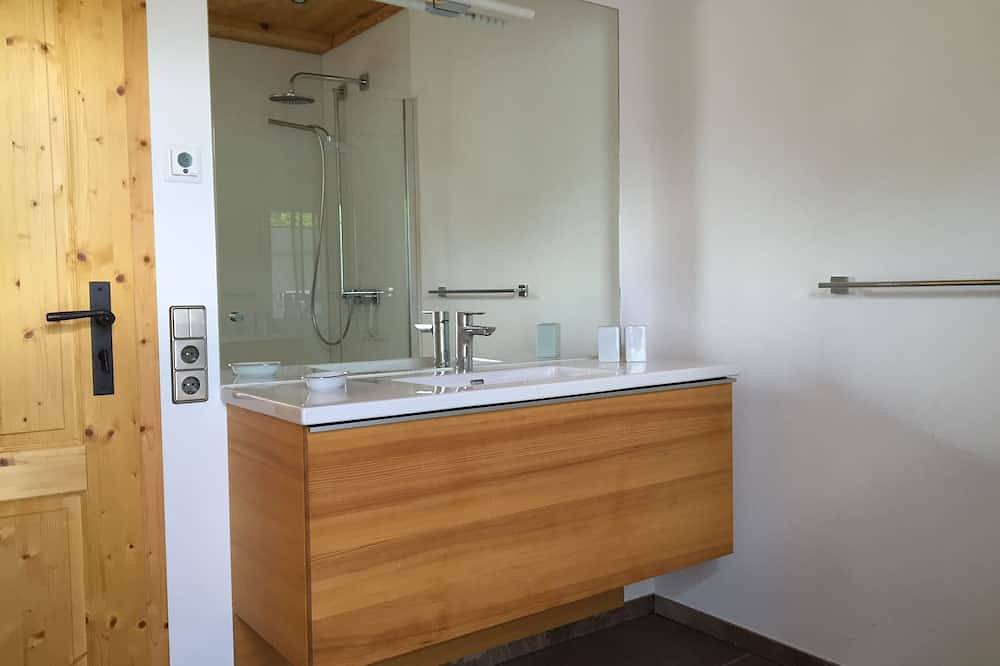 Exklusives  Haus, freistehend, am Waldrand, hochwertige Ausstattung, Sauna in Neuweiler, Nordschwarzwald
