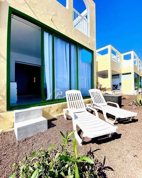 Ferienwohnung für 2 Personen, mit Ausblick und Garten sowie Pool - 1