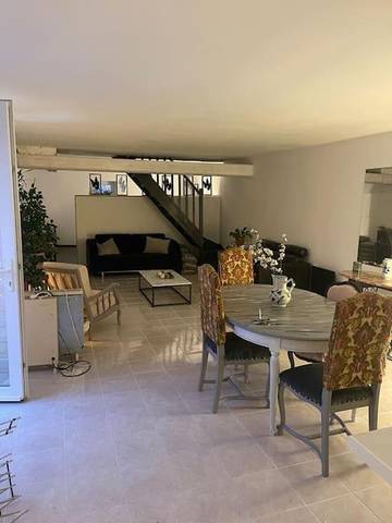 Gîte pour 6 personnes, avec jardin, animaux acceptés à Château-Landon