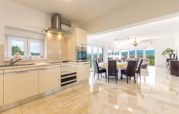 Modernes Apartment mit 2 Schlafzimmern und beheiztem Pool in der Nähe des Flusses Cetina in Bajagić, Dalmatinisches Zagora