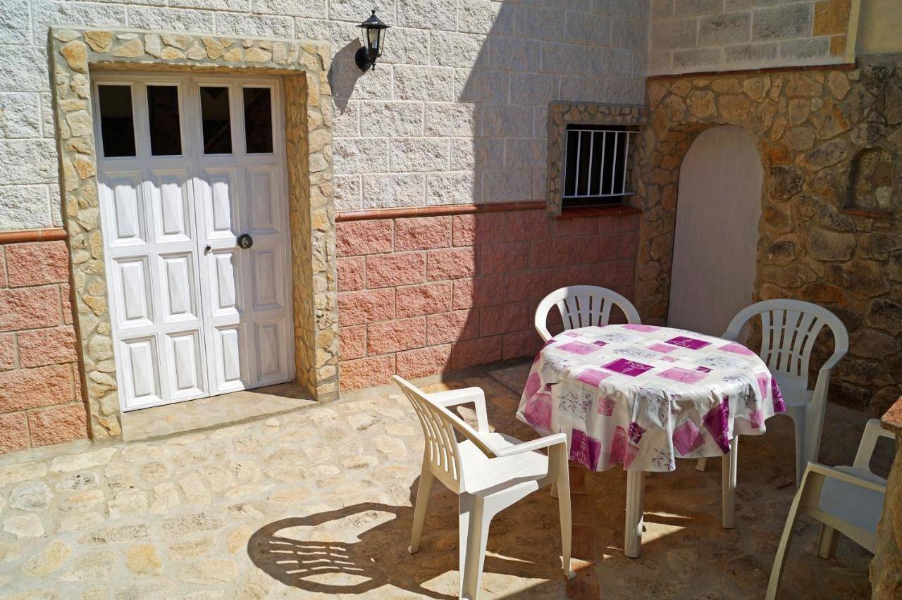 Casa Rural Los Cipreses in Benaoján, Provincia de Málaga