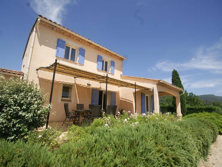 Location de vacances pour 8 personnes, avec jardin à Aups - 2