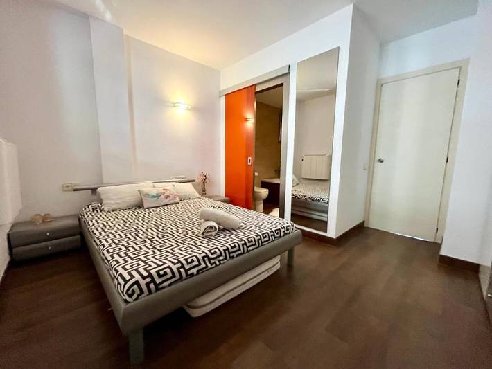 Maison d’hôte pour 2 personnes, avec terrasse à Santa Eulària des Riu
