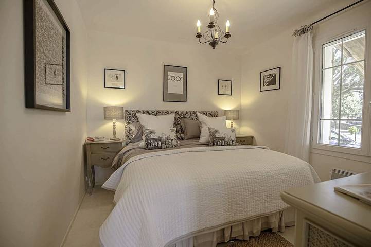 Location de vacances pour 4 personnes, avec jardin ainsi que jacuzzi et balcon à Cabrières-d'Avignon - 4