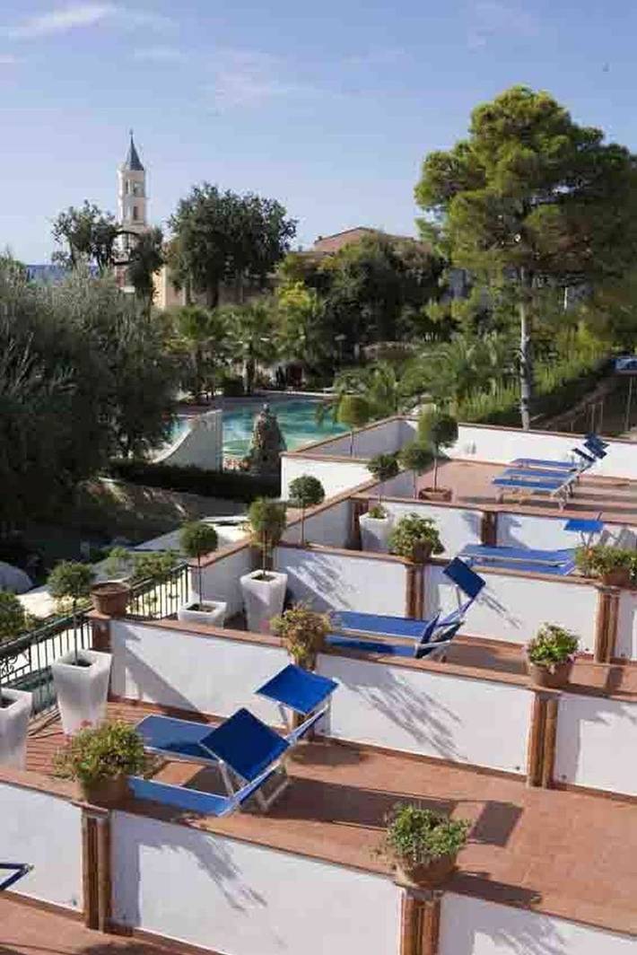 Hotel für 2 Personen, mit Balkon und Terrasse sowie Garten und Ausblick
