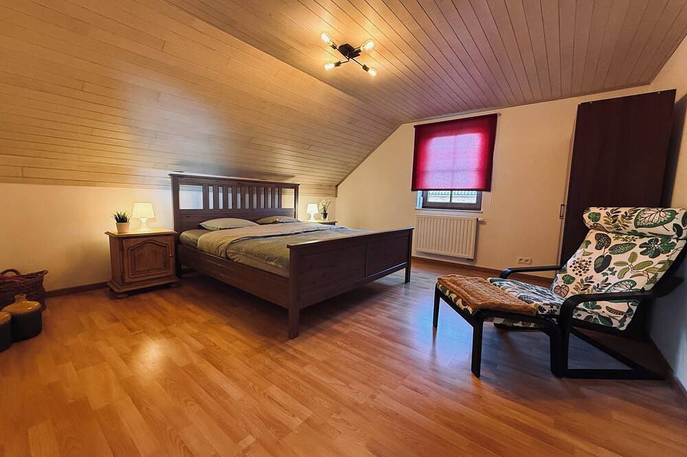 Quiet 5-bedroom house with garden and terrace in Gesves, Region Namur