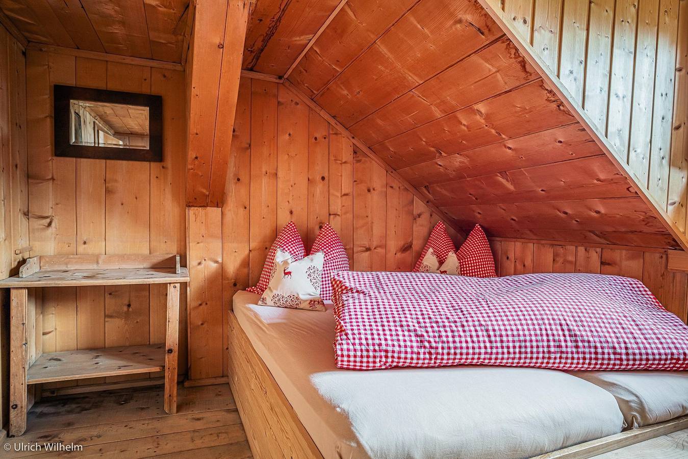Ganze Ferienwohnung, Doppelzimmer im Almstil in Oetz, Ötztal