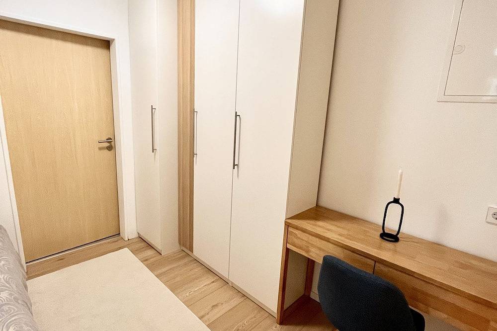 Entire apartment, Apartment in Karlsruhe with Terrace and free parking in Wettersbach, Karlsruhe
