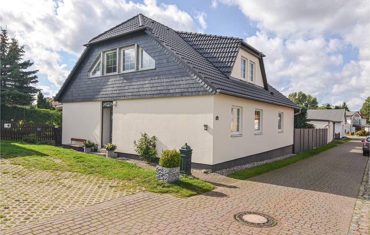 Ferienwohnung für 4 Personen, mit Garten in Wusterhusen