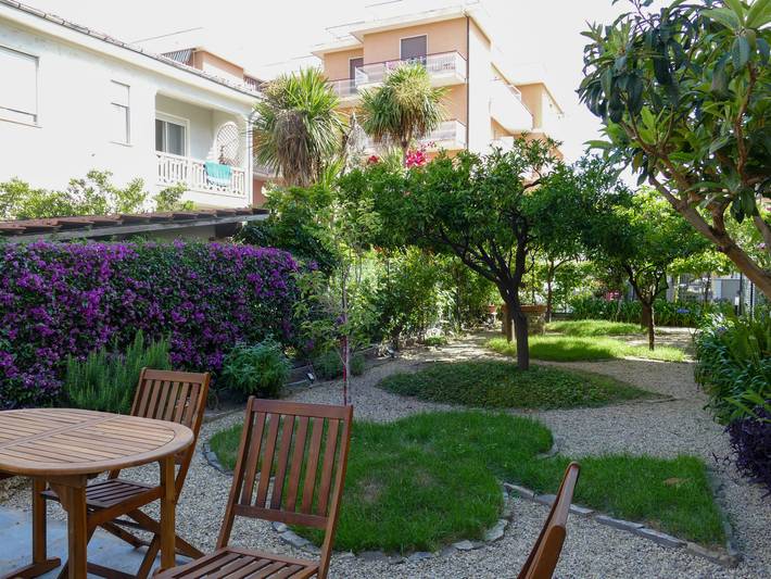 Ferienwohnung für 4 Personen, mit Terrasse und Garten