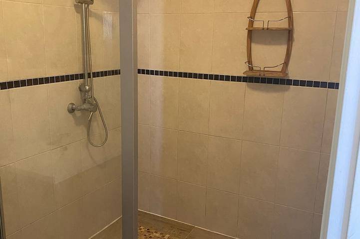 Location de vacances pour 6 personnes, avec jardin à Saint-Simon-de-Bordes - 4