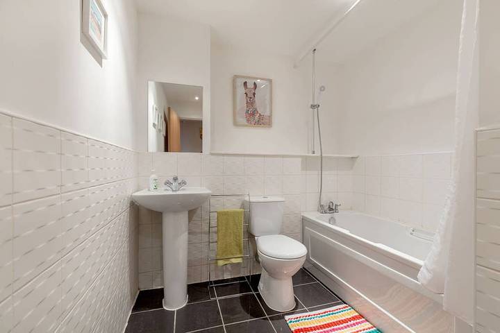 Appartement entier, Close to Hydro/Secc: Modern Riverside Apt with Parking in Glasgow, Greater Glasgow and Clyde Valley