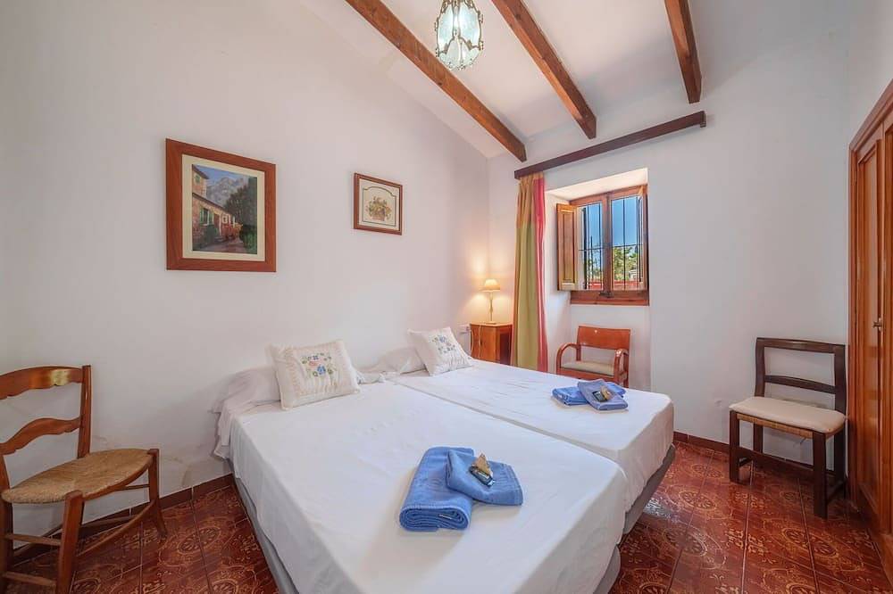 Estupenda casa de vacaciones privada con A/C, Wifi, piscina privada, Tv, patio y vista panorámica in Establiments, Palma