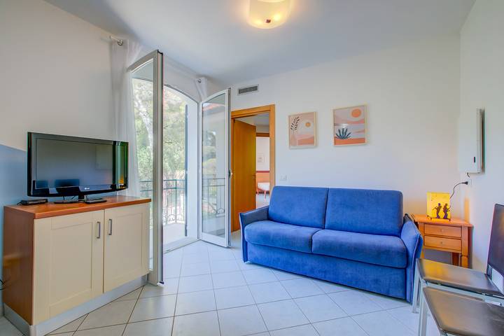 Appartamento intero, Seaview Pool Retreat - T26 in Andora, Riviera di Ponente