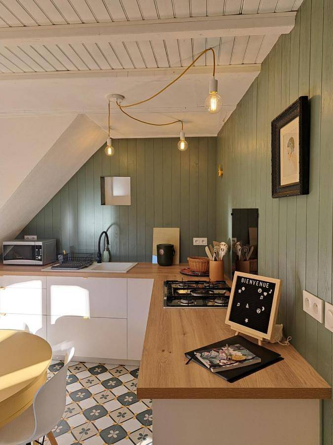 Location de vacances pour 4 personnes, avec vue et jardin à Dompnac - 3