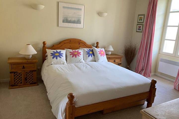 Location de vacances pour 6 personnes, avec jardin et terrasse à Saint-Méard-de-Gurçon - 2