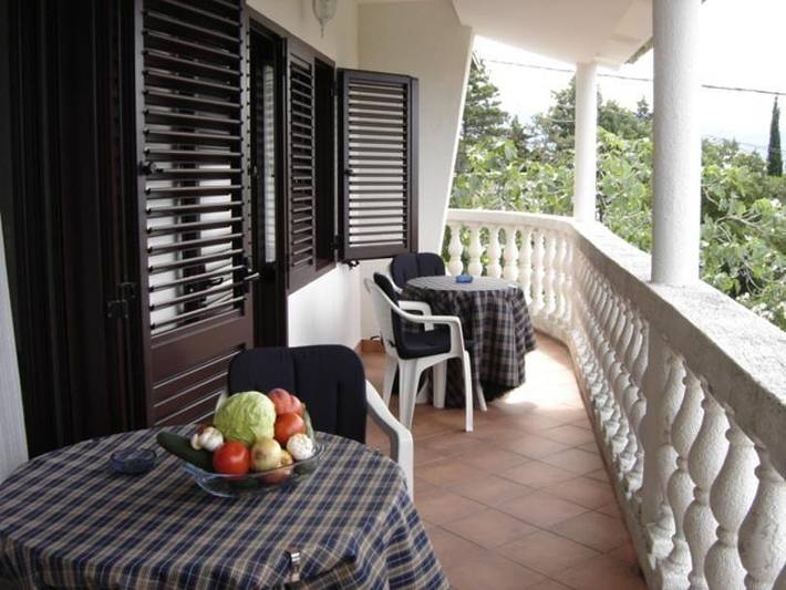 Ferienwohnung für 6 Personen, mit Terrasse und Garten, mit Haustier in Novi Vinodolski