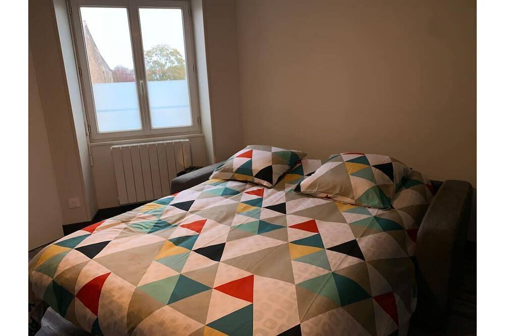 Entire apartment, 🌠Au Petit Chaleureux🌠 City center - Wi-Fi - free parking in Niort, Niort region